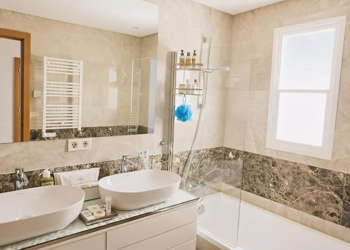 Blue Ark - Luxe Panorama Spectaculaire Sur Gibraltar Et Piscine, 10 Golfs Aux Environs Villa Manilva